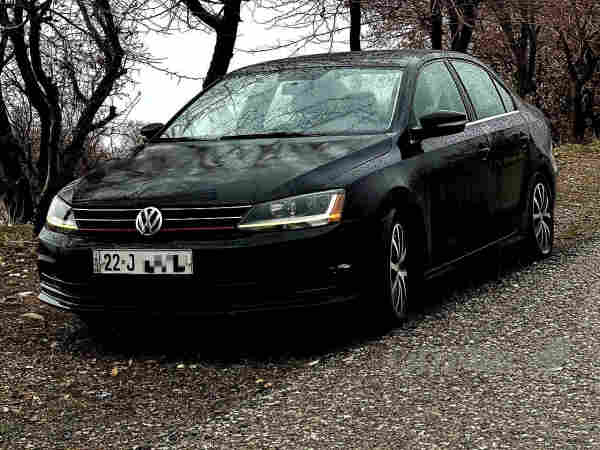 ڤۆڵکس واگن جیتا2017 1.4L se tsi