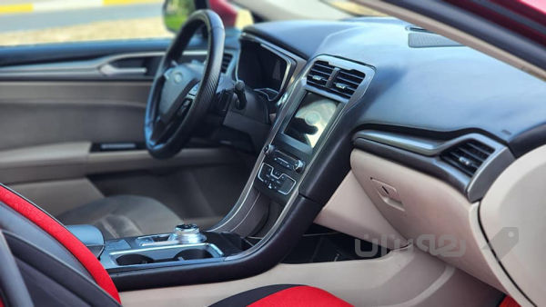 Ford Fusion - 3