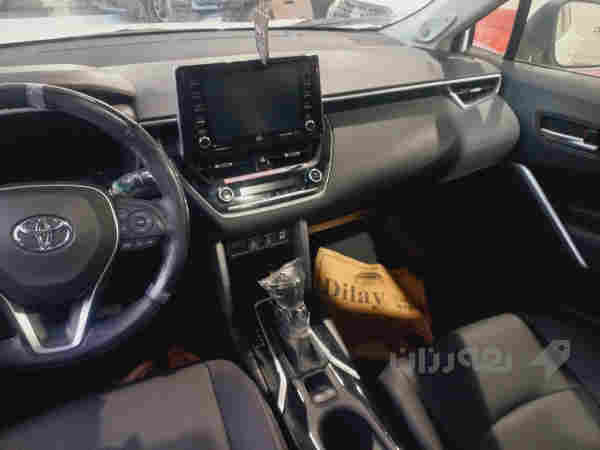 Toyota Corolla Cross  - 2