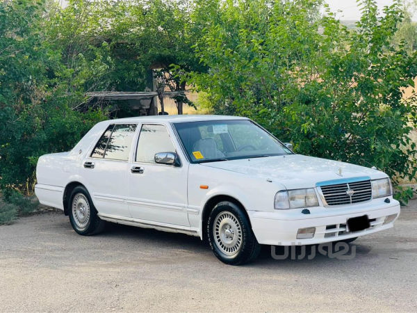     Nissan Sidrick model 2001