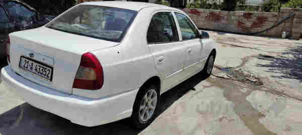 هوندائە کسێنت مۆدێل2000 - 2