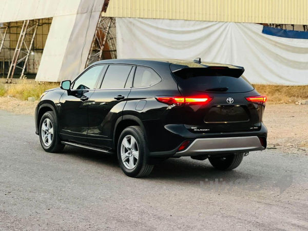 تويوتا هايلندر LE AWD