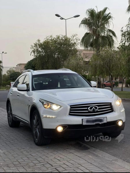 انفنتی VQ70 خلیجی 