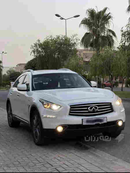 انفنتی VQ70 خلیجی 