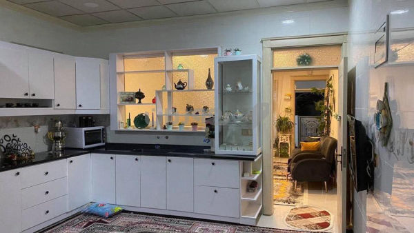 خانوو بو فروشتن :-  گه ره كي فه رمانبه ران