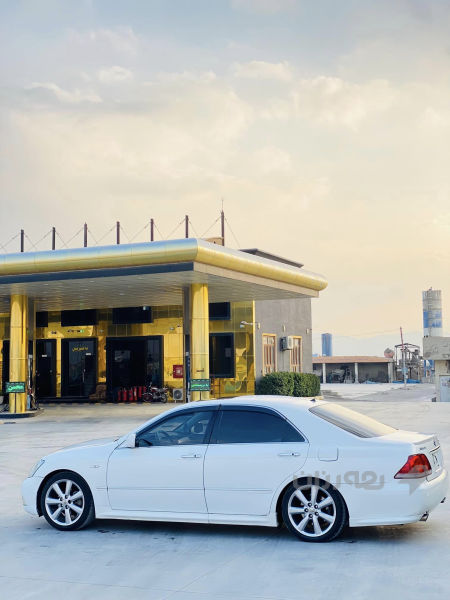 تۆیۆتا کراون شاهانە مواسەفات Athlete  - 3