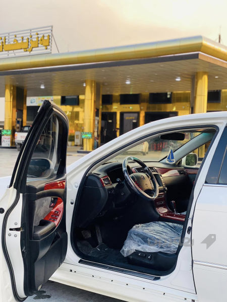 تۆیۆتا کراون شاهانە مواسەفات Athlete  - 4