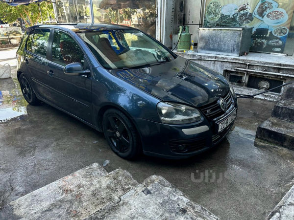 VW GOLF 2009 - 4
