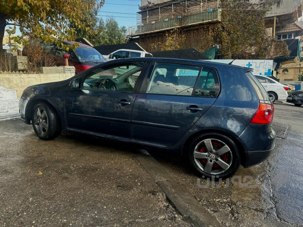 VW GOLF 2009 - 3
