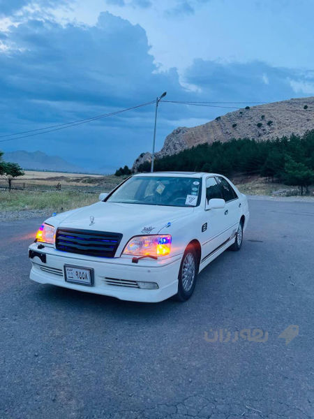  کراون مەلیکە  