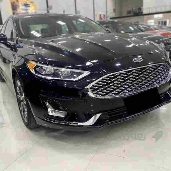 فۆرد ڤیوژن 2020 تیتانیۆم هایبرێد  - 2