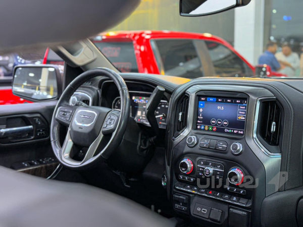 GMC Sierra  - 2