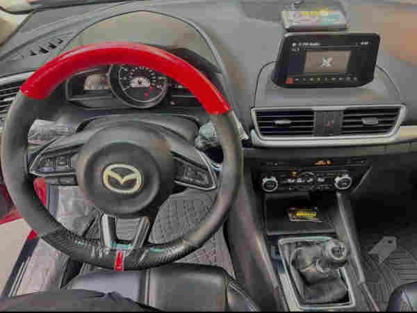 Mazda 3 2017 grand touring  - 6