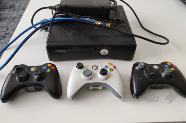 ئێکس بۆکس 360