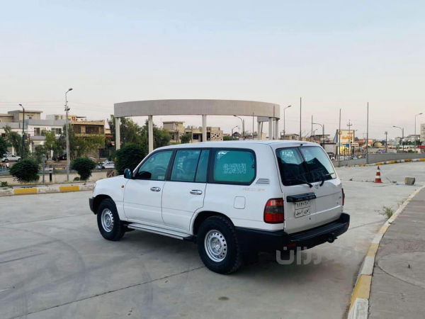 مۆنیکا مۆدیل 2003 - 2