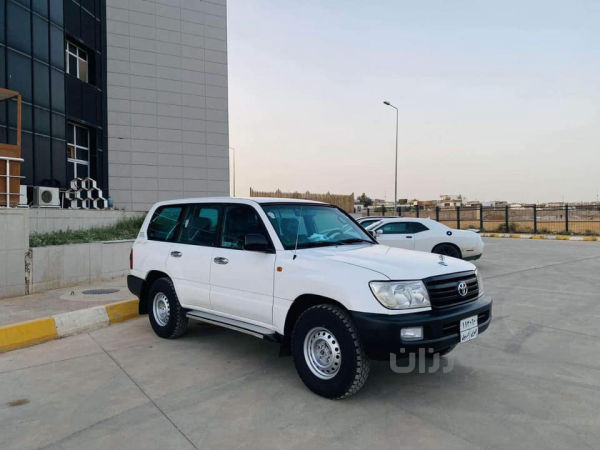مۆنیکا مۆدیل 2003
