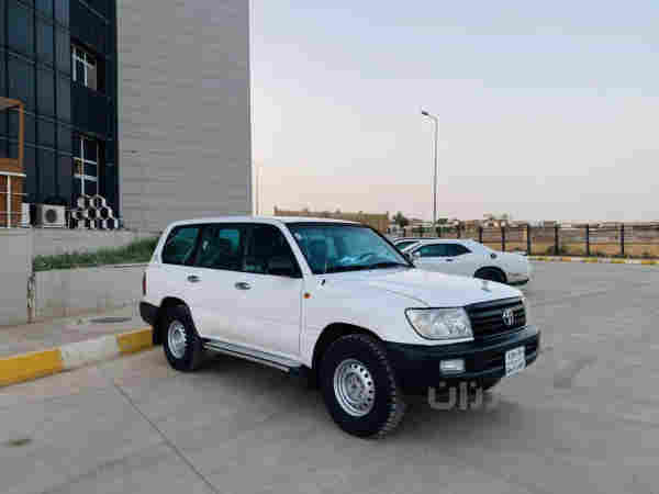 مۆنیکا مۆدیل 2003