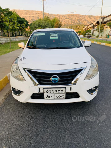 nissan versa  