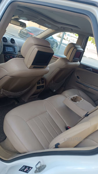 Mercedes.Benz - 4