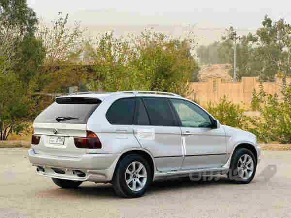 بي ئيم ئيكس فايف مؤديل 2003 