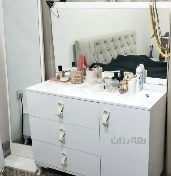 تاخمی نوستن  - 6