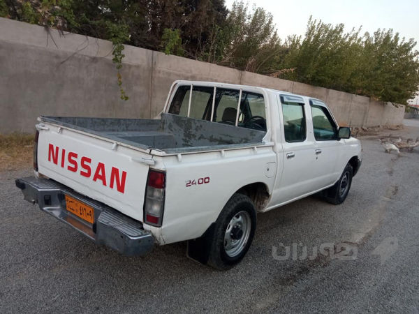 نیسان 2002 - 2