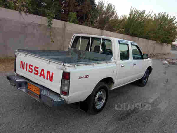 نیسان 2002 - 2