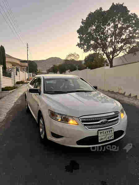 ford taurus 2011 spi  SE - 2