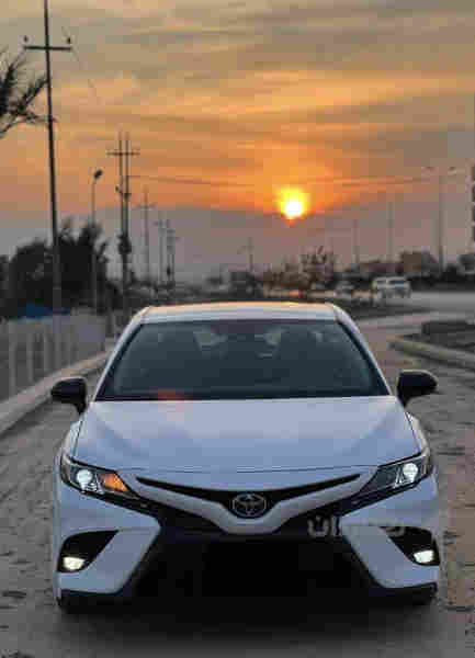 Camry SE 2019 be boyax yak bst sarde haya