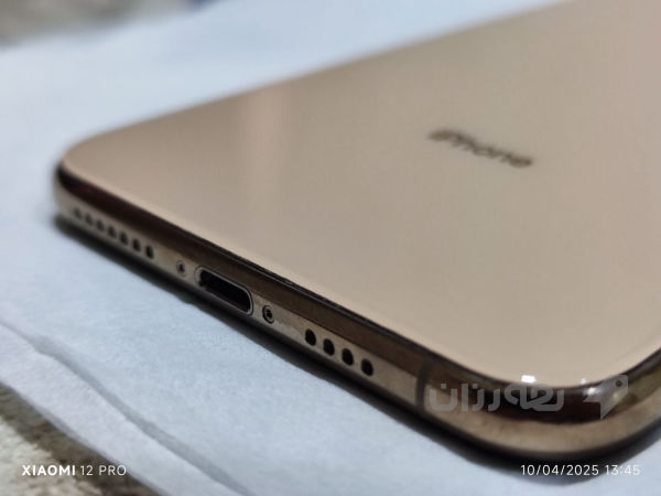 iPhone xs max  - 4