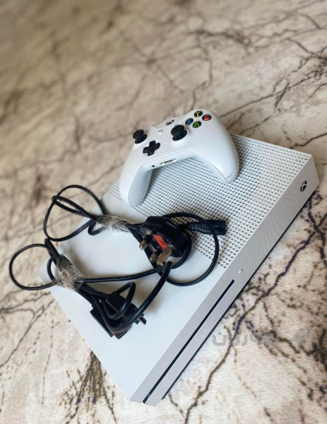 Xbox one s - 2