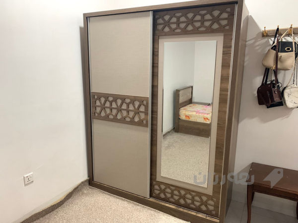 ژوری نوستنی گە نجان بۆ فرۆشتن