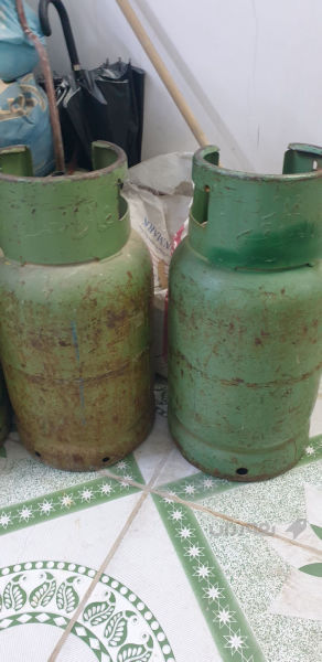 دوو بتڵی غاز بە پڕی