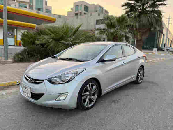 هۆندای ئەلنترا مۆدێل 2011  - 2