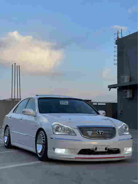 ‏MAJESTA 2005  V8 