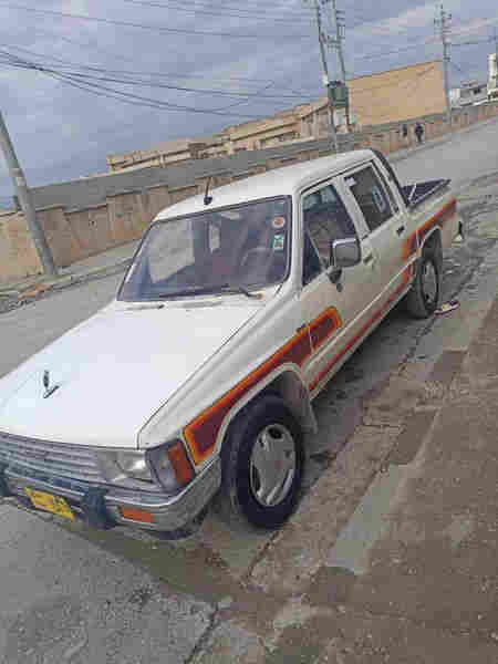 توێتا یابانی مۆدیل 1988