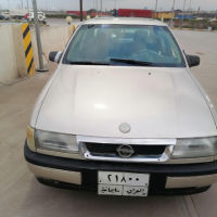 ڤیکترا مۆدیل 1990 