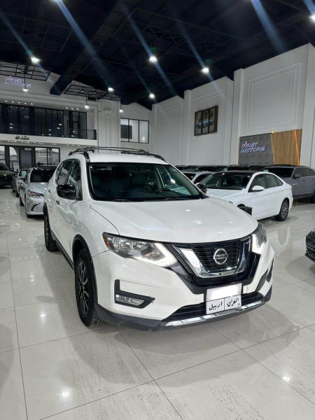 Nissan Rogue Sv 2018 White 2.5L 4 