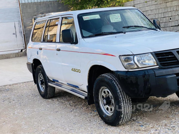 نیسان  پترۆل  2001   - 2