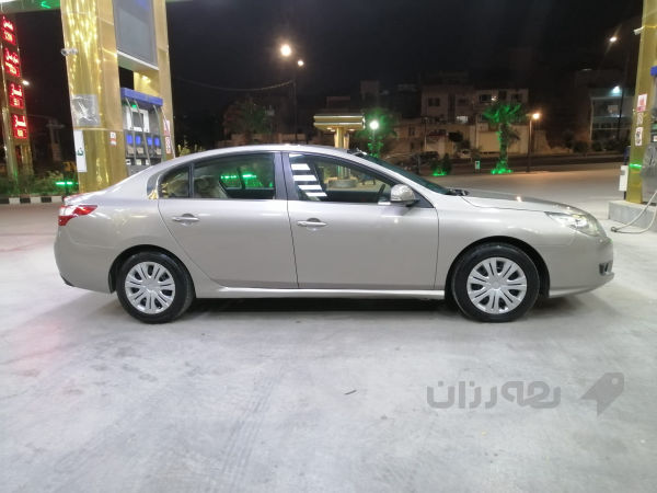 ڕینۆ سفران مودیل 2011  - 2