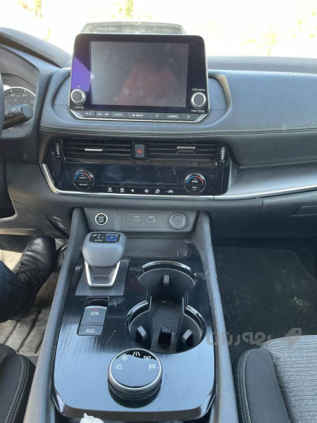 نیسان ڕۆگ 2021  SV awd  - 2