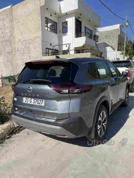نیسان ڕۆگ 2021  SV awd  - 3