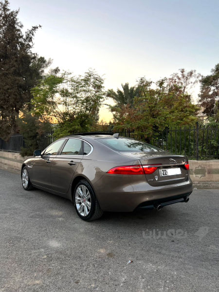 جاگوار XF 2017 - 2