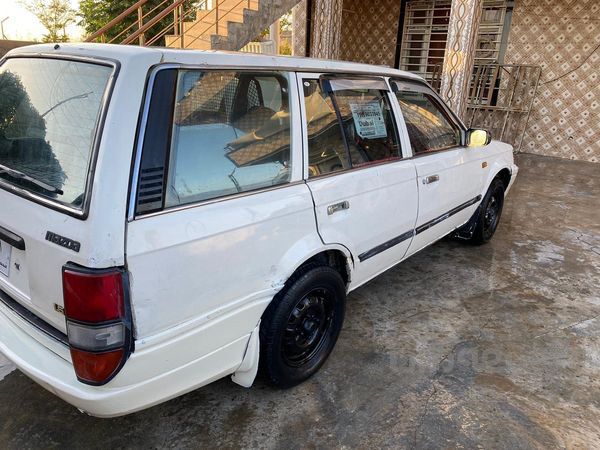 مازدا سالؤ1991ب - 2