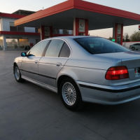 BMW 1997  528i