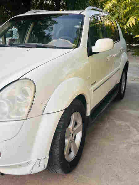 Ssangyong Rexton 2012 - 4