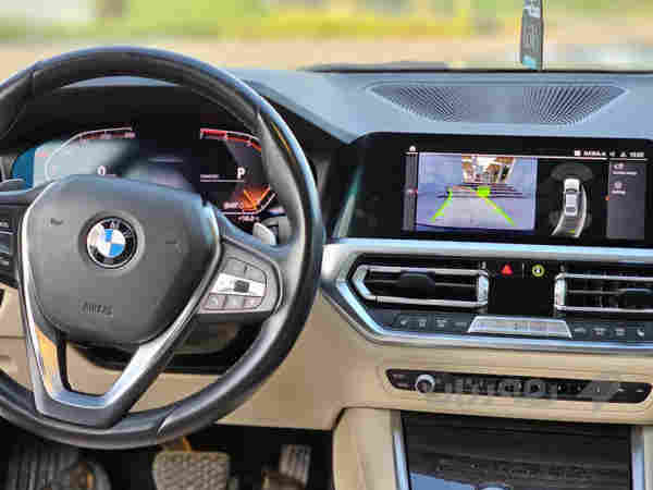 BMW     🇩🇪   330i         🇩🇪      2020     🇩🇪         - 4
