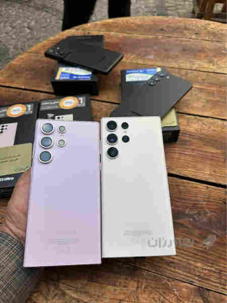 گالاکسی ئێس 23 ئەڵترا 