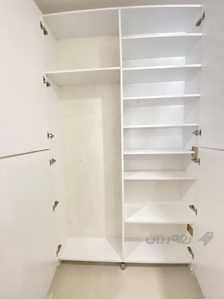  شوێن پێڵاو بۆ فڕۆشتن - 2