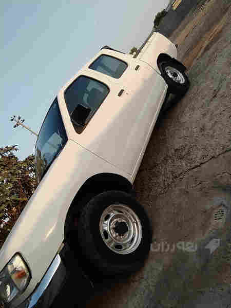 نيسان 2001. - 2